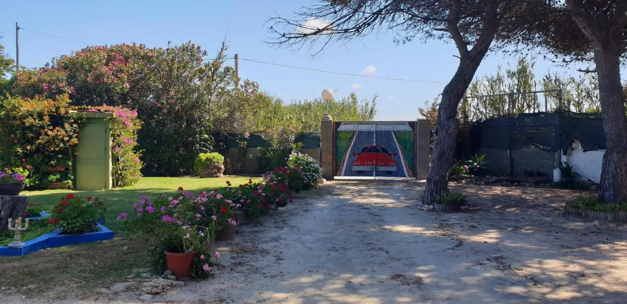 En Finca Las Dunas Dos Chalets Con Jacuzzis En Primera Linea De Playa , Uno De 4 Dormitorios Y Otro De 2 Dormitorios, Llama Al Seiscientos Veintisiete Cuatrocientos Diecisiete Trescientos Noventa Y Ocho Рота Экстерьер фото