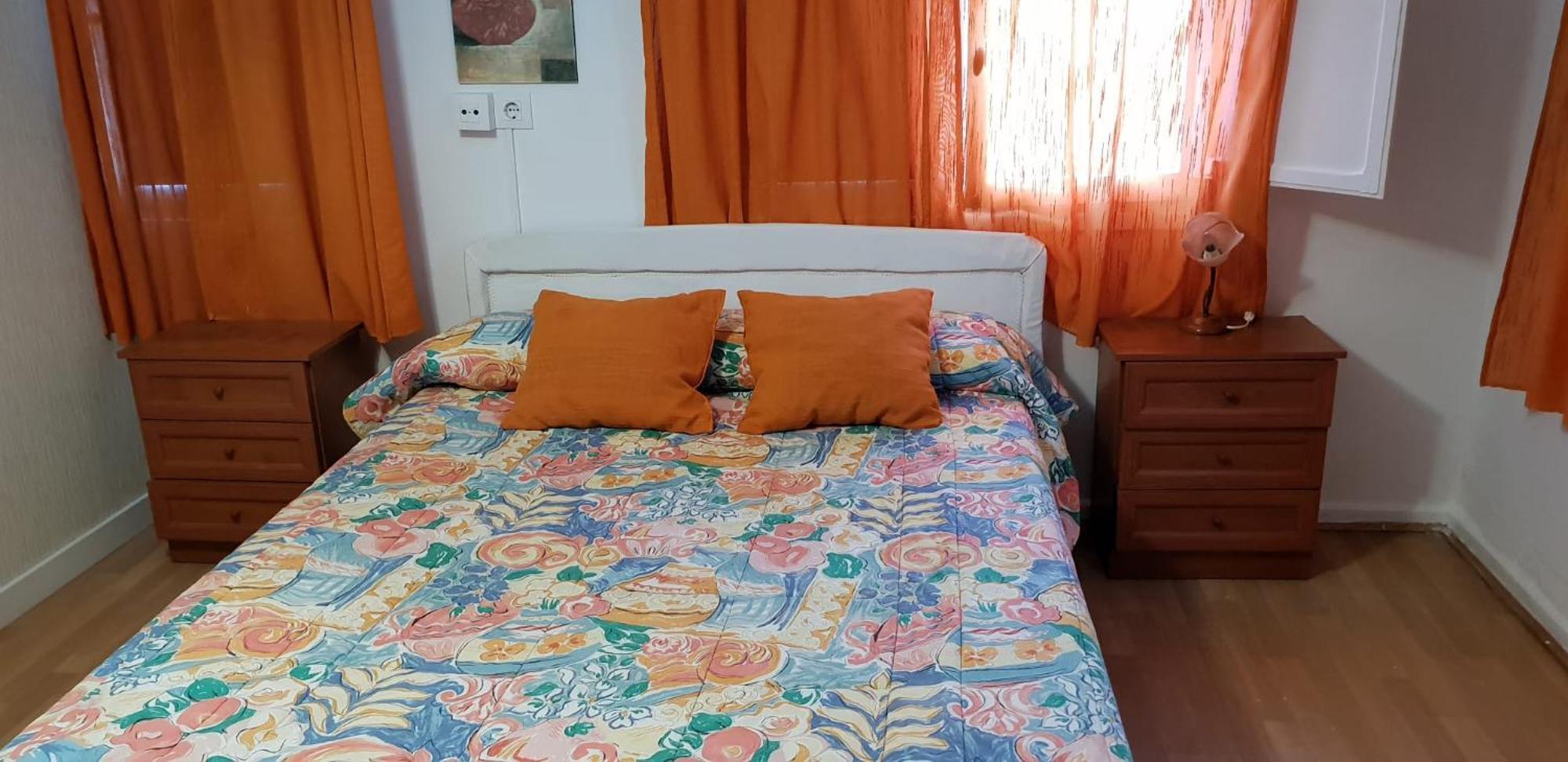 En Finca Las Dunas Dos Chalets Con Jacuzzis En Primera Linea De Playa , Uno De 4 Dormitorios Y Otro De 2 Dormitorios, Llama Al Seiscientos Veintisiete Cuatrocientos Diecisiete Trescientos Noventa Y Ocho Рота Экстерьер фото
