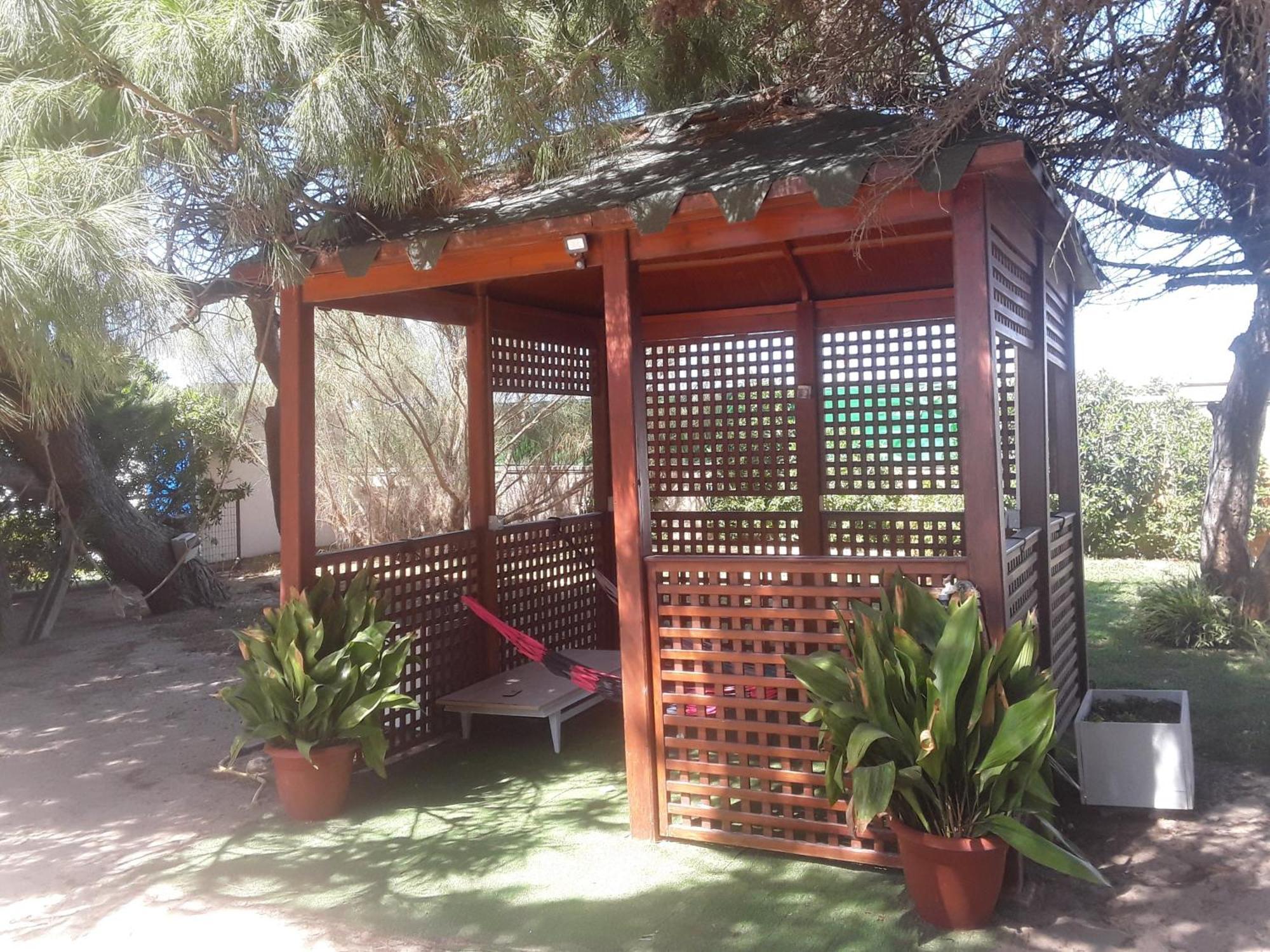 En Finca Las Dunas Dos Chalets Con Jacuzzis En Primera Linea De Playa , Uno De 4 Dormitorios Y Otro De 2 Dormitorios, Llama Al Seiscientos Veintisiete Cuatrocientos Diecisiete Trescientos Noventa Y Ocho Рота Экстерьер фото