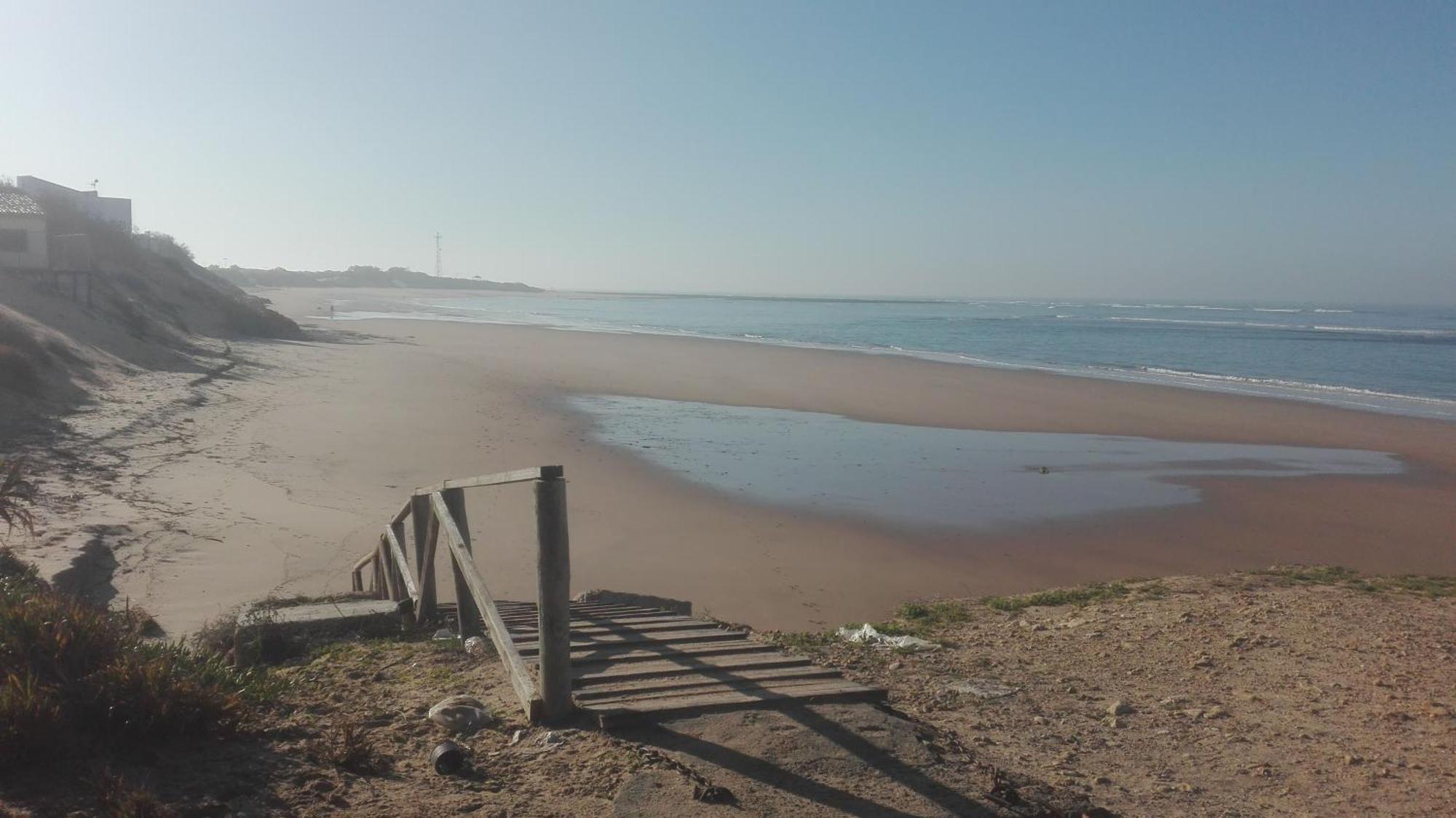 En Finca Las Dunas Dos Chalets Con Jacuzzis En Primera Linea De Playa , Uno De 4 Dormitorios Y Otro De 2 Dormitorios, Llama Al Seiscientos Veintisiete Cuatrocientos Diecisiete Trescientos Noventa Y Ocho Рота Экстерьер фото